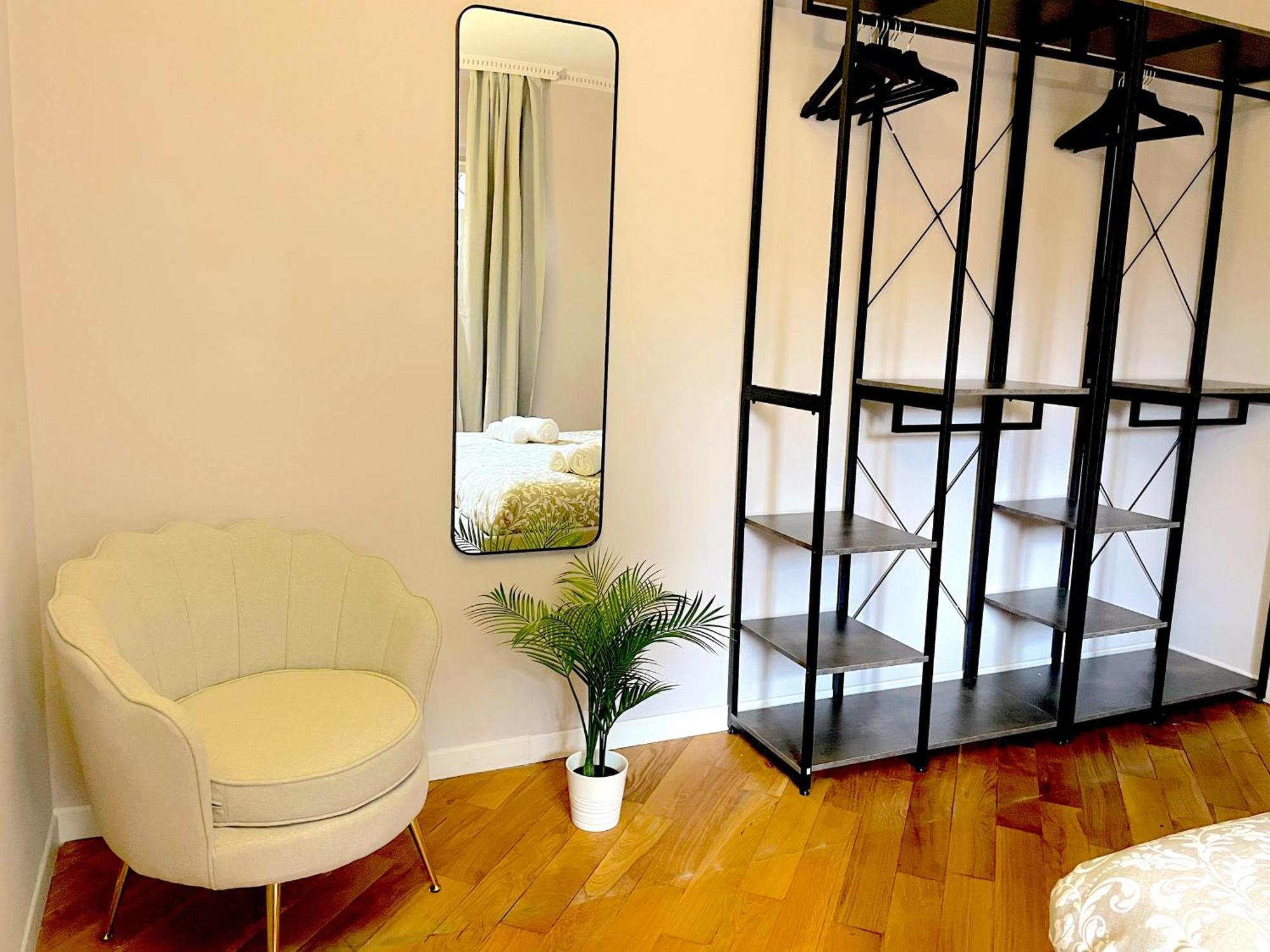 Best View Boutique Apartments แบร์กาโม ภายนอก รูปภาพ